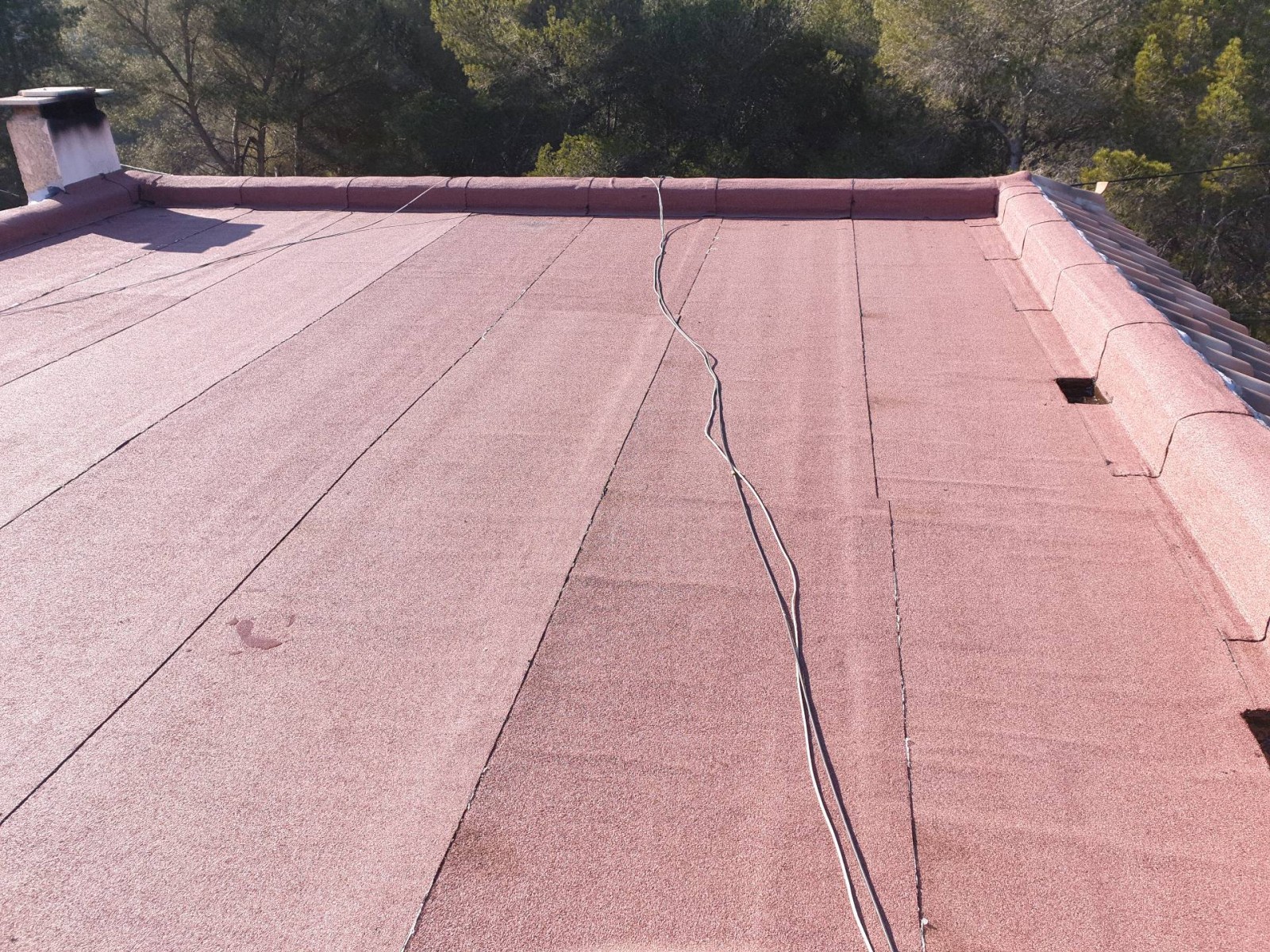 Etanchéité auto protégée d'une toiture terrasse à Velaux