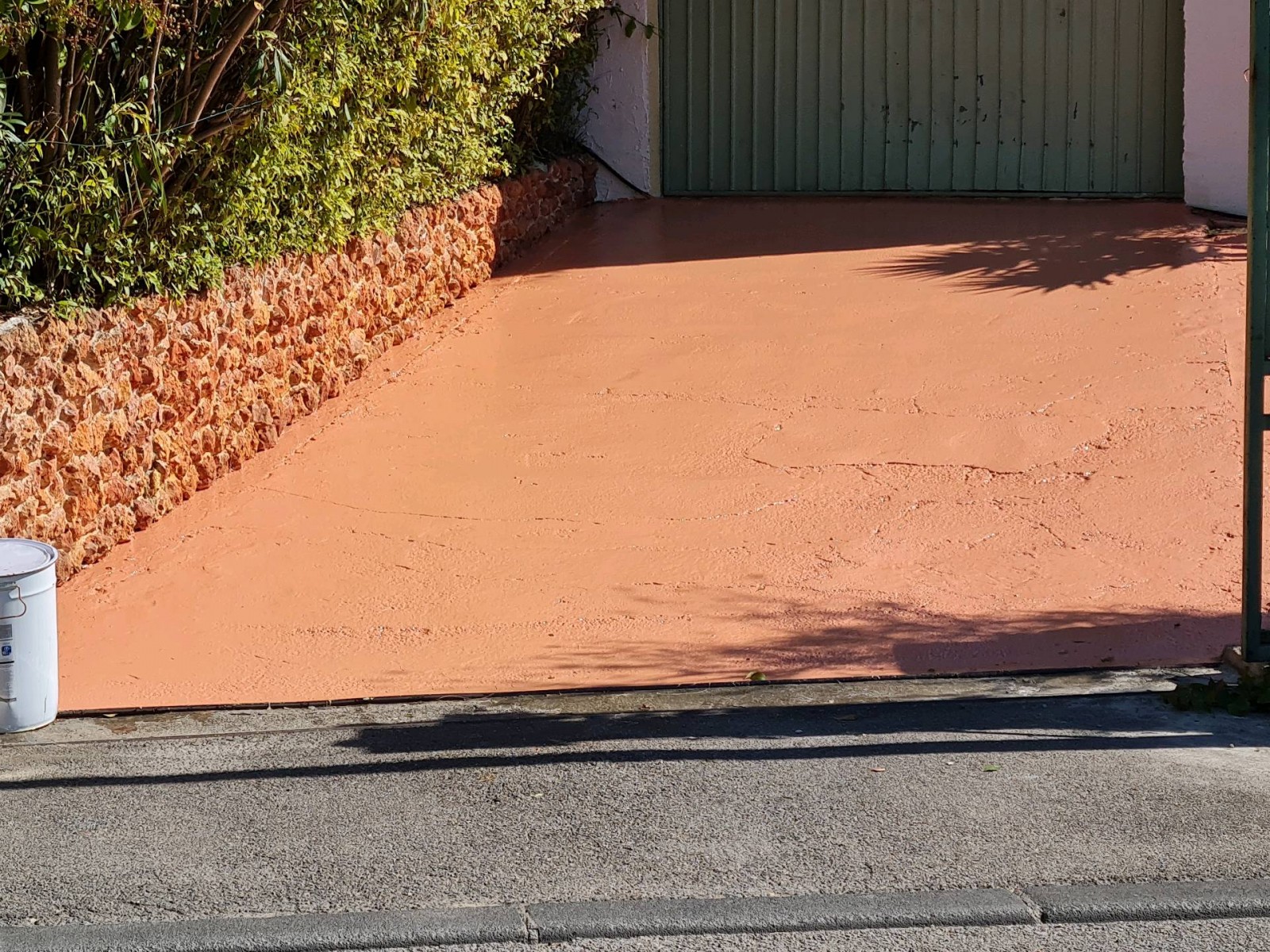 Réalisation d'un sol d'un parking pour une villa sur Marignane