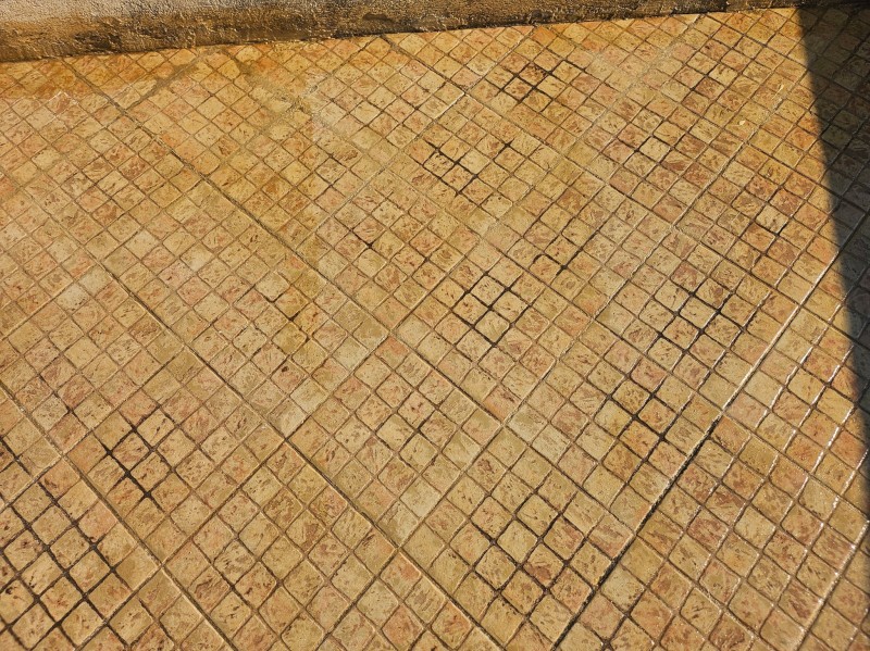 réalisation d'une résine sur une terrasse carrelée a marignane 